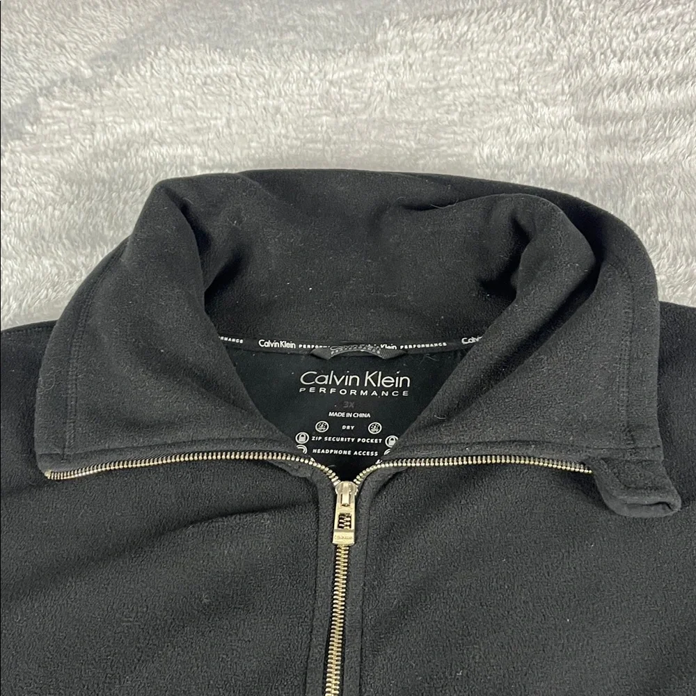 Calvin Klein Women's Performance Fleece Size 3X Black Zip-Up Vest with Pockets